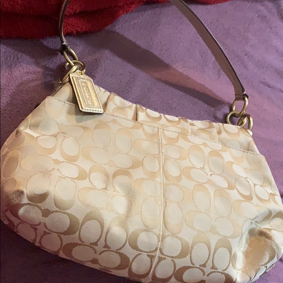 Coach shoulder bag - Picture 4 of 6